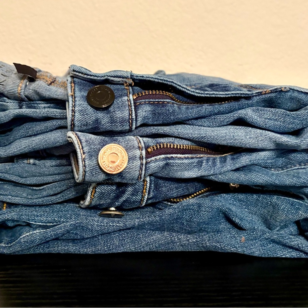 Jeans bundle! - Picture 2 of 10